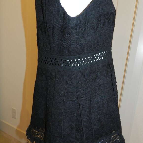 Nanette Lepore Black Boho Fringe Trim Crochet Knit Top Size 6 - Picture 9 of 14